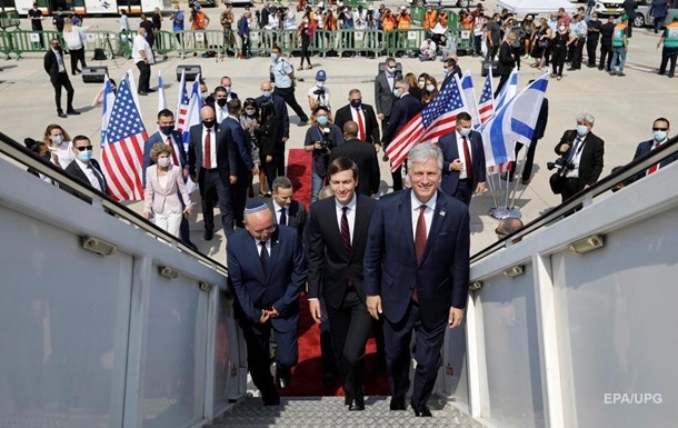 The first flight departs from Israel to the United Arab Emirates