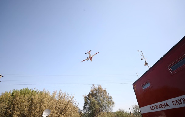 До ліквідації пожеж на Харківщині залучили авіацію МВС