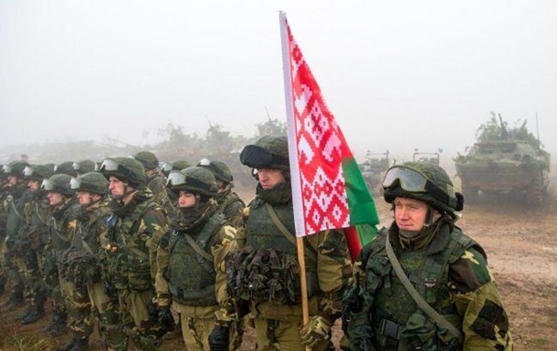 Білорусь розгорнула половину своєї армії уздовж кордону