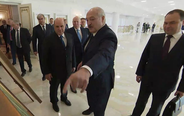 Лукашенко розповів, як поринав у купіль із Путіним