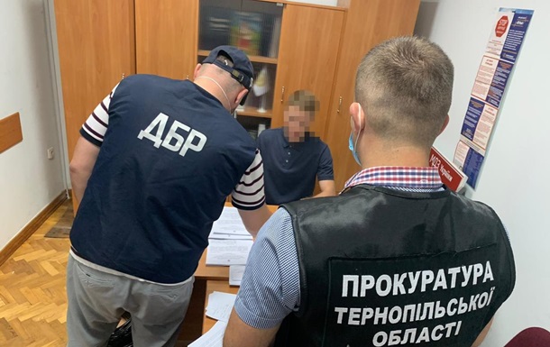У Тернополі вісім чиновників ДФС підозрюють в розтраті