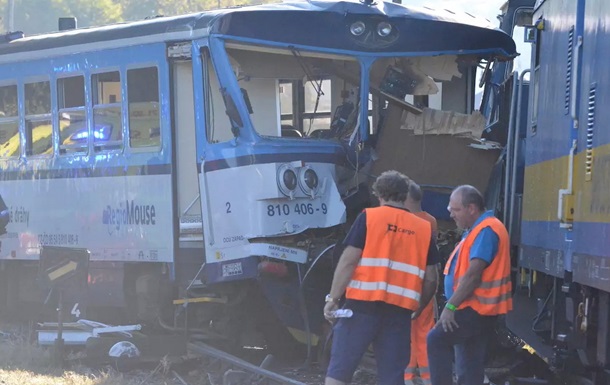 В Чехии столкнулись поезда: 20 пострадавших