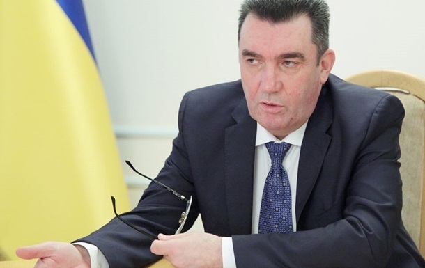 РНБО вивчає п ять варіантів деокупації Донбасу