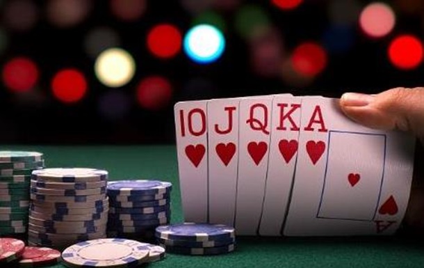 888Покер лучший покерный рум в мире