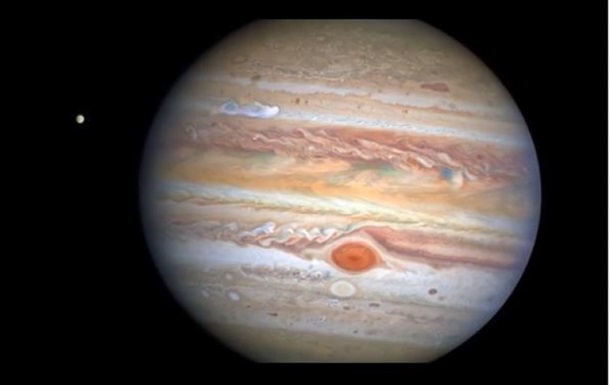 NASA зафіксувало на Юпітері шторм, здатний поглинути Землю