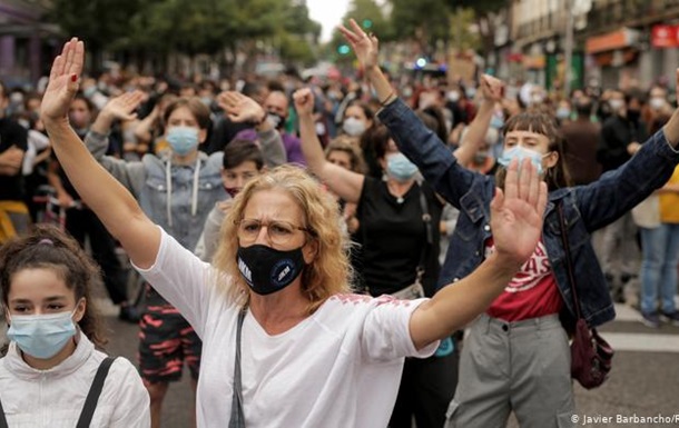 У Мадриді протестують проти локдауну в бідних районах міста