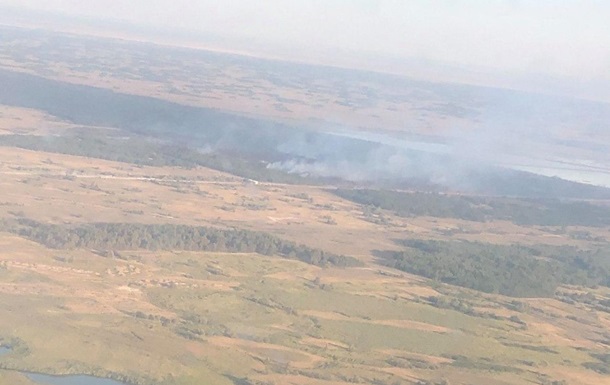 Викликану стрільбами пожежу на Херсонщині загасили