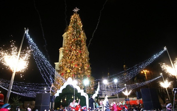Організатори новорічних свят у Києві розповіли про головну ялинку країни