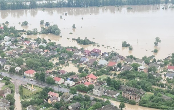 Кабмін виділив 175 млн на ліквідацію наслідків повені