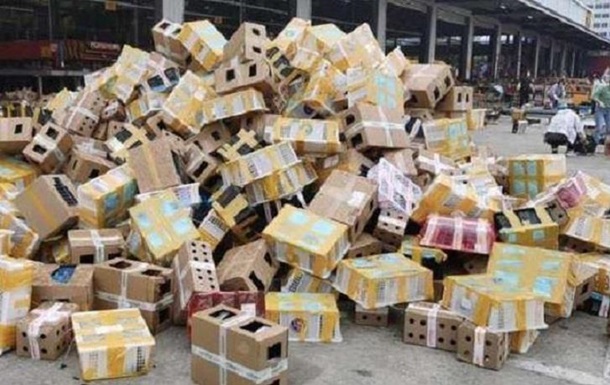 В Китае на складе обнаружили тысячи коробок с мертвыми животными