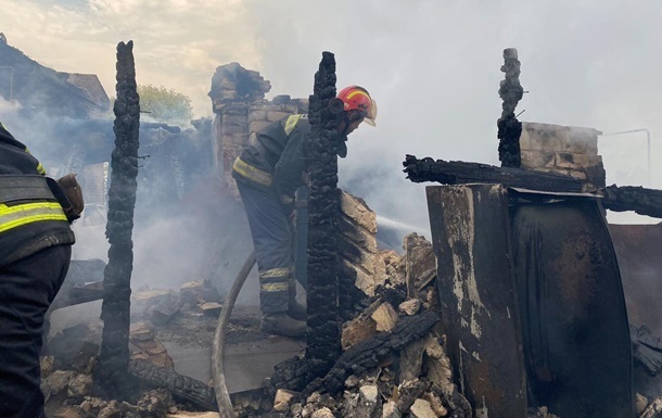 Пожежі на Луганщині: у МВС заявили про 11 жертв
