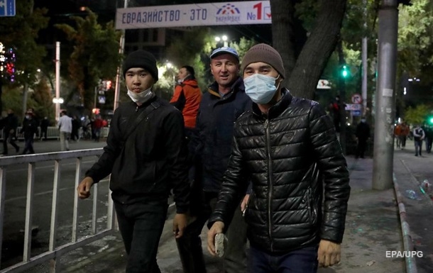 Кількість постраждалих у протестах в Бішкеку перевищила тисячу