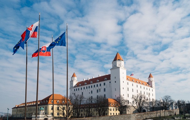 Словаччина і Чехія відкликали послів із Білорусі