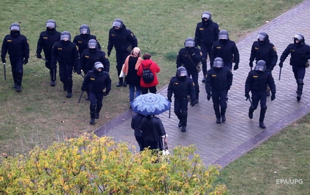 Діалог під дулом. Як Лукашенко тисне протести