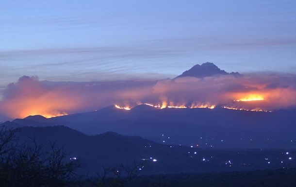 На схилах Кіліманджаро не можуть загасити лісові пожежі
