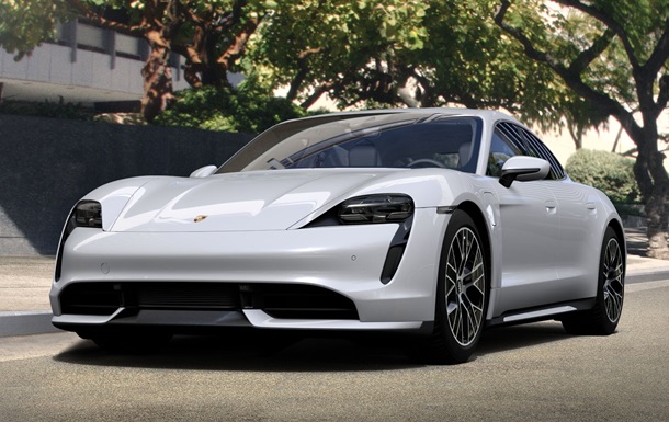 Porsche за десять років планує повністю перейти на електрокари