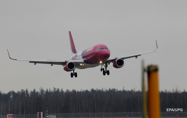 Wizz Air и Ryanair отменяют рейсы из-за карантина