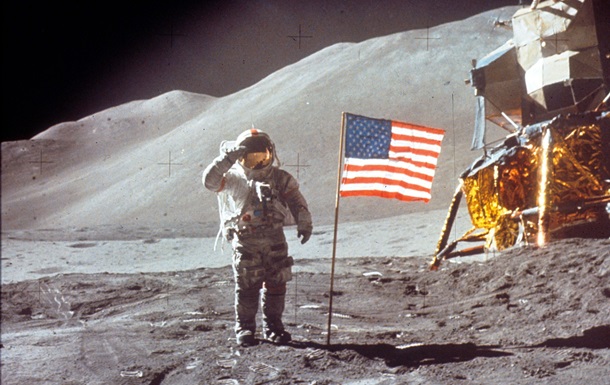 Ресурси на Місяці. Як США ділять супутник зі світом