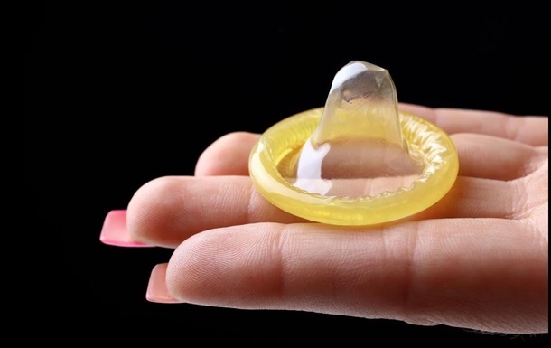 У школах США учням будуть роздавати презервативи