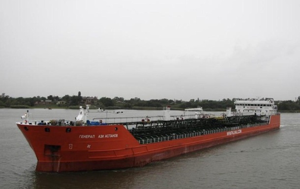 Російський танкер вибухнув в Азовському морі