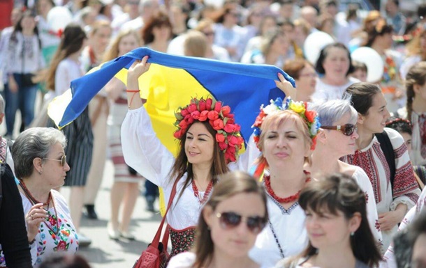 Майже дев ять тисяч українців з початку року змінили ім я