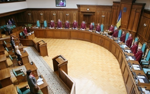 Коломойский и Фирташ требуют отмены уже выполненных решений судов 