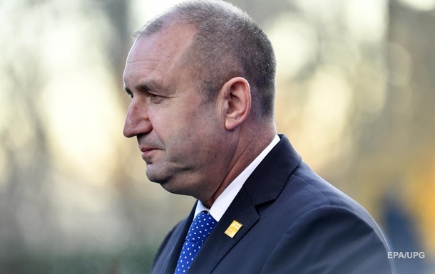 Президент Болгарии ушел на самоизоляцию