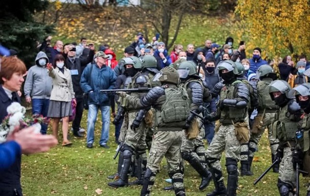 Протесты в Беларуси. Более сотни задержанных
