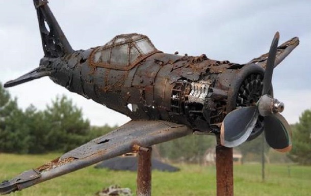 Возле Львова открыли музей разбитых самолетов
