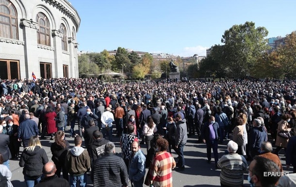 У Вірменії оголосили про створення Комітету національного порятунку