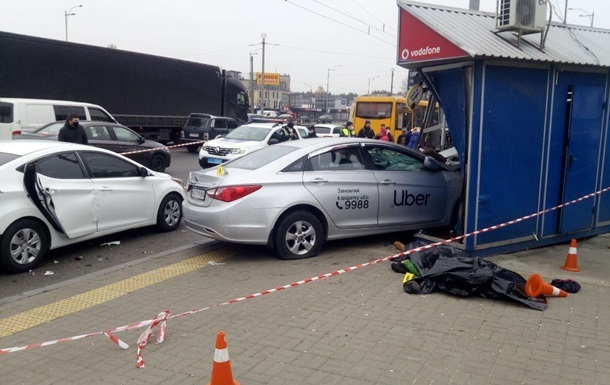 Смертельна ДТП з таксі в Києві: водія заарештували