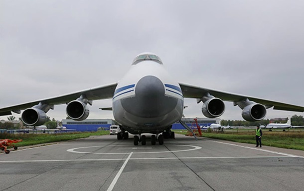До Єревана прибули два літаки з миротворцями РФ