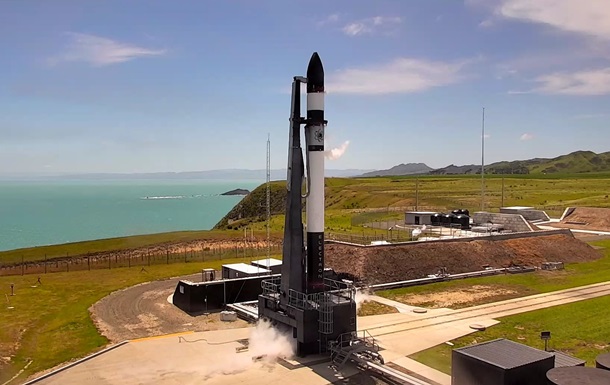 Rocket Lab впервые вернула ступень ракеты на Землю