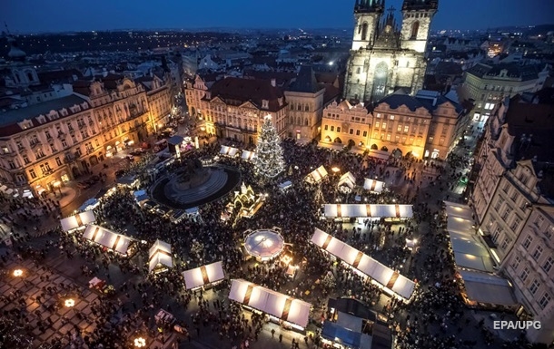 У Чехії вирішили пом якшити карантин до Різдва