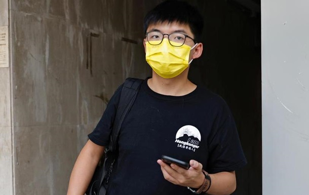 Суд ув язнив відомого активіста Джошуа Вонга у Гонконзі