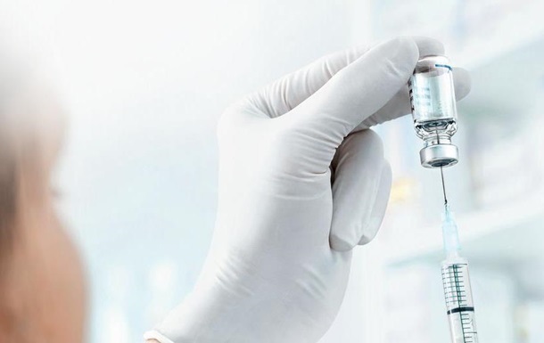 Франція представила план COVID-вакцинації