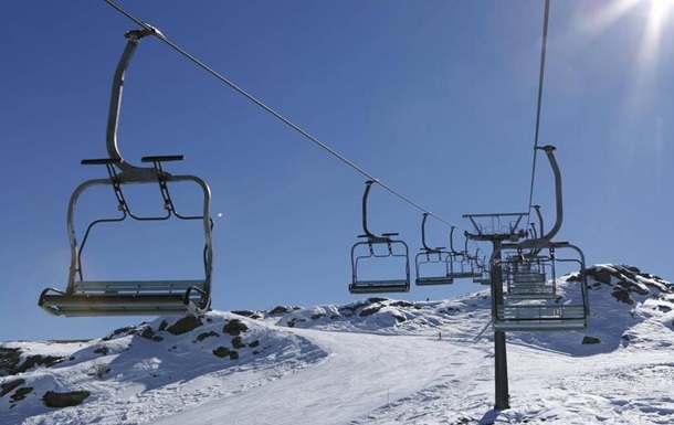 Зимові канікули без лиж: ЄС закриває курорти в Альпах через коронавірус