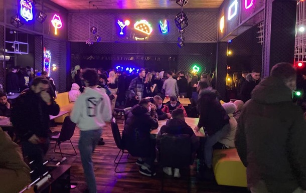 У нічному клубі в Києві зібралося близько 500 гостей всупереч карантину