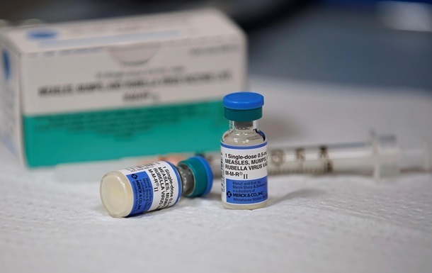 Украина подала первую заявку на вакцину COVAX