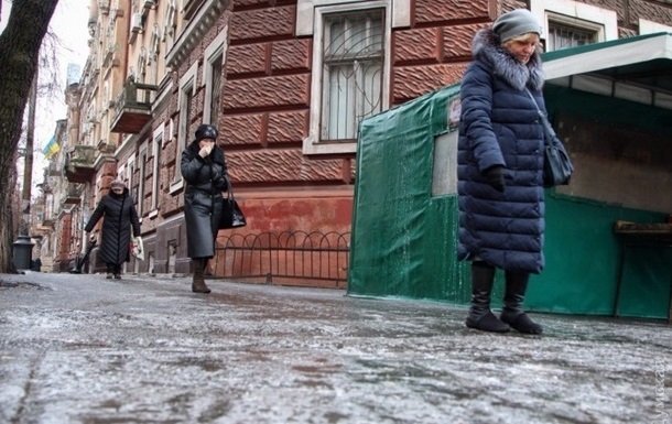 В Киеве из-за гололеда пострадали более 160 человек