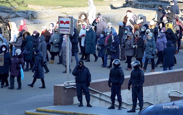 У Мінську затримали більш як 300 учасників протесту