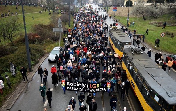 У Польщі відновилися антиурядові протести