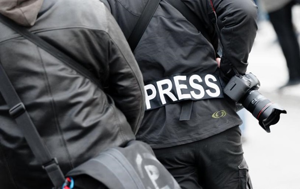 Репортери без кордонів: У світі ув язнені 387 журналістів