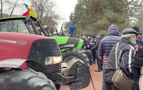 У Молдові пройшли сутички фермерів із силовиками
