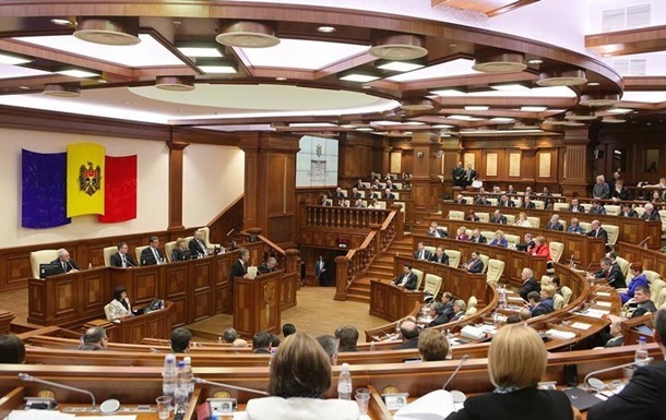 У Молдові парламент підвищив статус російської мови