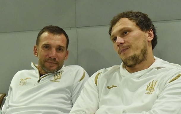 Пятов і Шевченко не включили Мессі і Роналду в трійку кращих гравців світу