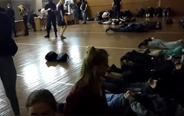 Опубліковано відео катування затриманих у Мінську. 18+