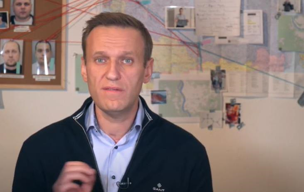 Навальний оприлюднив розмову з агентом ФСБ