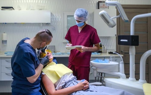 Сколько стоит 1 зубной имплант под ключ в Киеве?