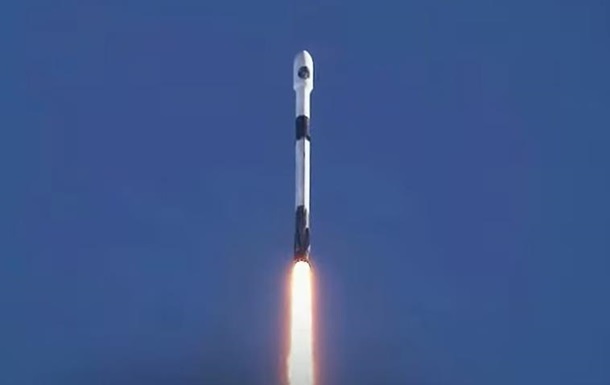 SpaceX отримала контракт на запуск супутників Пентагону